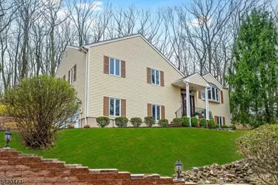 24 Lord William Penn Dr, Morris Township, NJ 07960 - Photo 3