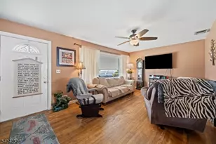 44 Scott Terrace, Clifton, NJ 07013 - Photo 3