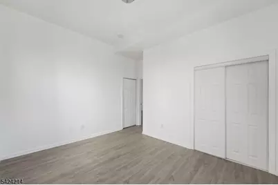 7 Prospect Ter, East Orange, NJ 07017 - Photo 11