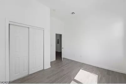 7 Prospect Ter, East Orange, NJ 07017 - Photo 7