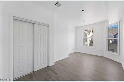 7 Prospect Ter, East Orange, NJ 07017 - Photo 17