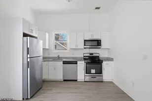 7 Prospect Terrace, East Orange, NJ 07017 - Photo 9