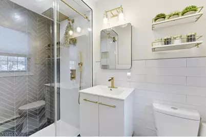 1 Chalen Ct, Pequannock Township, NJ 07444 - Photo 17