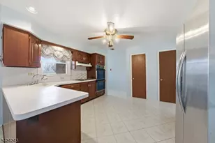 14 Mabro Dr, Denville, NJ 07834 - Photo 9