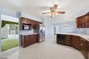 14 Mabro Dr, Denville, NJ 07834 - Photo 11