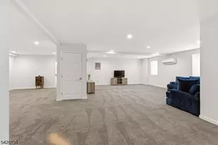 2 Bluffs Ct, Hamburg, NJ 07419 - Photo 35