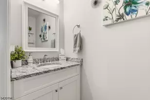 2 Bluffs Ct, Hamburg, NJ 07419 - Photo 17