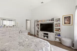 2 Bluffs Ct, Hamburg, NJ 07419 - Photo 19
