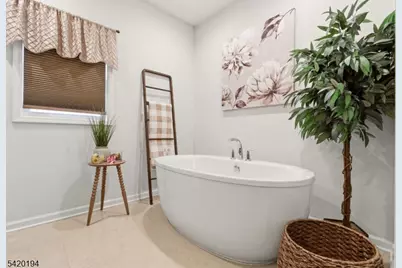2 Bluffs Ct, Hamburg, NJ 07419 - Photo 23