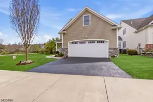 2 Bluffs Ct, Hamburg, NJ 07419 - Photo 45