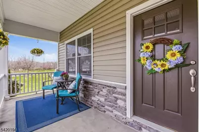2 Bluffs Ct, Hamburg, NJ 07419 - Photo 5