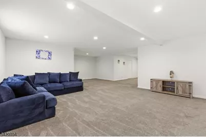 2 Bluffs Ct, Hamburg, NJ 07419 - Photo 33