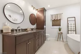 2 Bluffs Ct, Hamburg, NJ 07419 - Photo 21