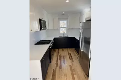 11 Cleveland St, Morristown, NJ 07960 - Photo 3