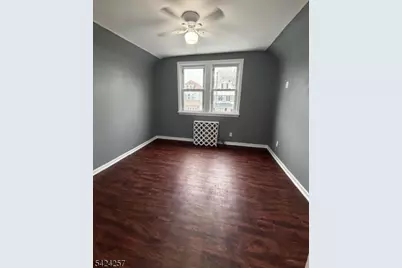 109 W 11th St, Linden, NJ 07036 - Photo 13