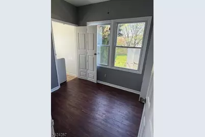 109 W 11th St, Linden, NJ 07036 - Photo 5
