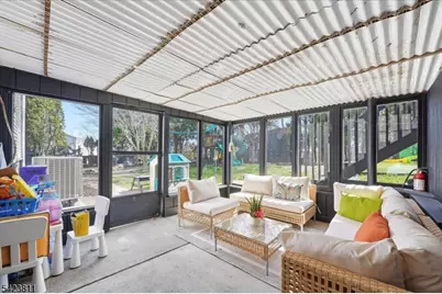 38 Holiday Dr, Hopatcong, NJ 07843 - Photo 35