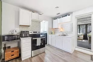 38 Holiday Dr, Hopatcong, NJ 07843 - Photo 27