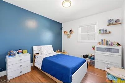 38 Holiday Dr, Hopatcong, NJ 07843 - Photo 15