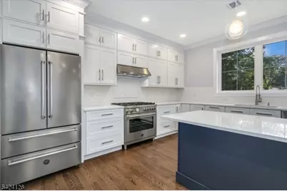 28 Bennington Rd, Livingston, NJ 07039 - Photo 15