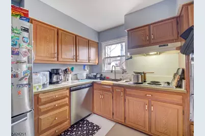 221 Chincopee Ave, Hopatcong, NJ 07843 - Photo 3