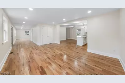 77 Greenbrook Rd, Middlesex, NJ 08846 - Photo 7