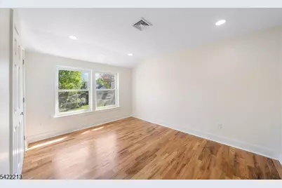 77 Greenbrook Rd, Middlesex, NJ 08846 - Photo 15
