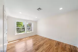 77 Greenbrook Rd, Middlesex, NJ 08846 - Photo 15