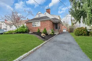 24 A Hollywood Ave, Cranford Township, NJ 07016 - Photo 5