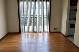 125 Alcorne St, Franklin Township, NJ 08873 - Photo 3