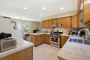 3 Brown Ct, Clinton Township, NJ 08801 - Photo 15