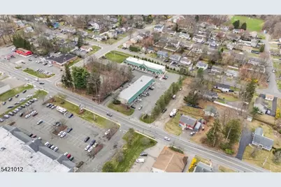 50 Hopatchung Rd, Hopatcong, NJ 07843 - Photo 15