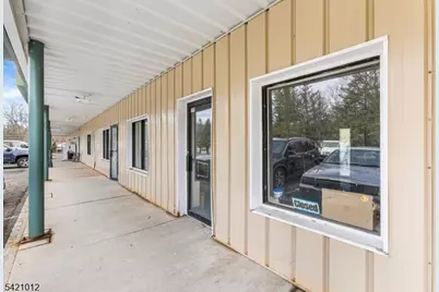 50 Hopatchung Rd, Hopatcong, NJ 07843 - Photo 9