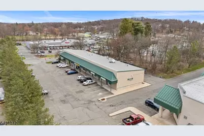 50 Hopatchung Rd, Hopatcong, NJ 07843 - Photo 15