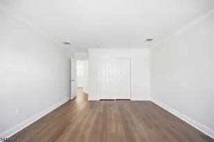 90 Glen Rock Rd, Cedar Grove, NJ 07009 - Photo 35