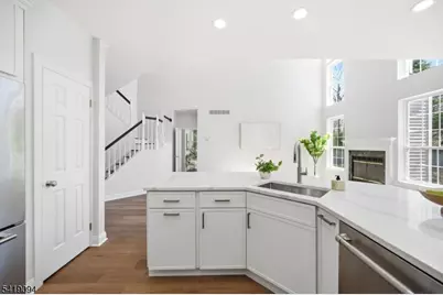 90 Glen Rock Rd, Cedar Grove, NJ 07009 - Photo 15