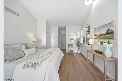 90 Glen Rock Rd, Cedar Grove, NJ 07009 - Photo 27