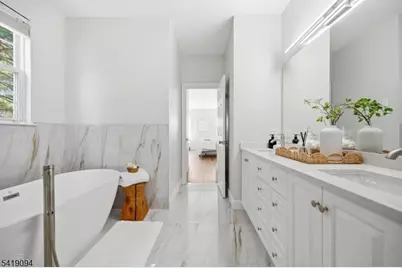 90 Glen Rock Rd, Cedar Grove, NJ 07009 - Photo 29