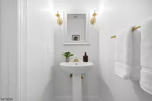 90 Glen Rock Rd, Cedar Grove, NJ 07009 - Photo 25