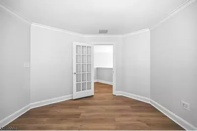 90 Glen Rock Rd, Cedar Grove, NJ 07009 - Photo 37