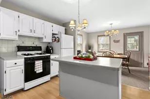 44 James Ave, Clark Township, NJ 07066 - Photo 5