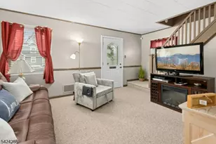 44 James Ave, Clark Township, NJ 07066 - Photo 3