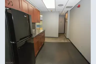 179 S Maple Ave, Ridgewood, NJ 07450 - Photo 21