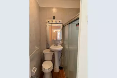 170 Boyd Ave, Jersey City, NJ 07304 - Photo 15