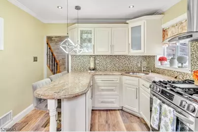 721 Sheridan Ave, Roselle, NJ 07203 - Photo 11