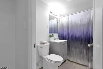 130 Glenbrook Pkwy, Englewood, NJ 07631 - Photo 7