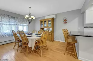 16 Maple Hill Rd, Clifton, NJ 07013 - Photo 9