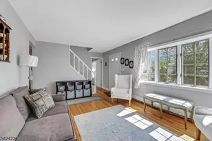 16 Maple Hill Rd, Clifton, NJ 07013 - Photo 5