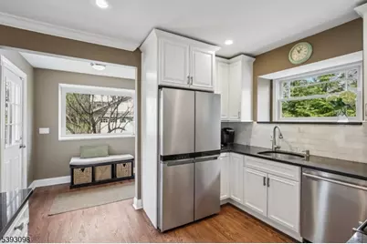 395 Meadowbrook Ln, South Orange, NJ 07079 - Photo 21