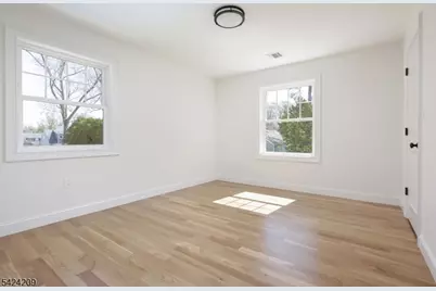 2274 Lyde Pl, Scotch Plains Township, NJ 07076 - Photo 23